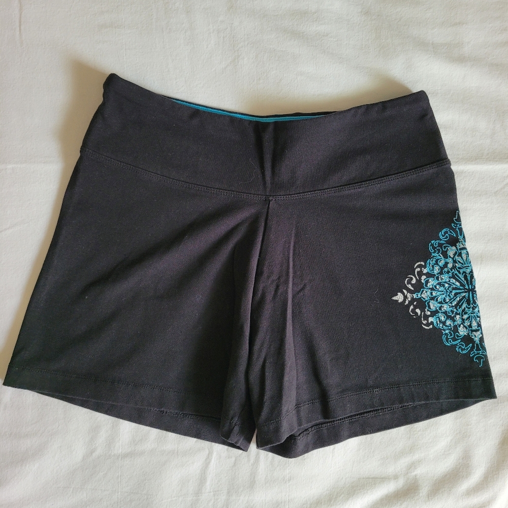 Marika Balance Collection Black "Hottie" Shorts, Accent Design, Sz L, EUC